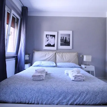 The White House Apartment